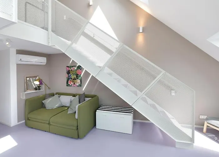 Apartman Julius 26 - Duplex Apartment, Modern Charm In