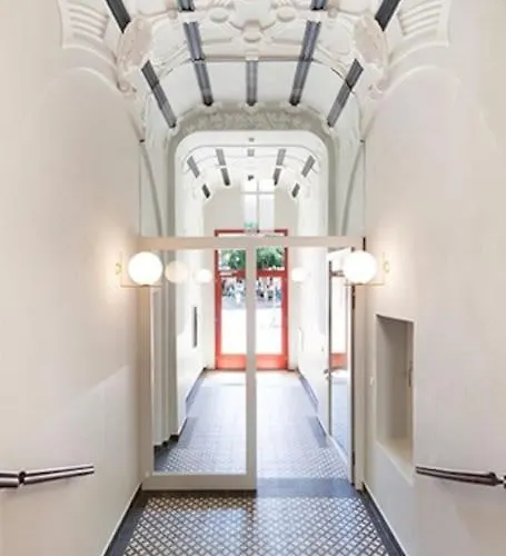 Julius 26 - Duplex Apartment, Modern Charm In Bécs