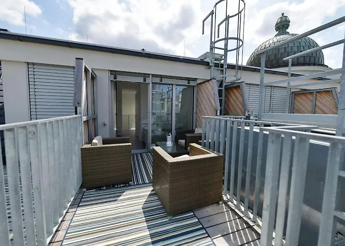 Apartman Julius 26 - Duplex Apartment, Modern Charm In Bécs