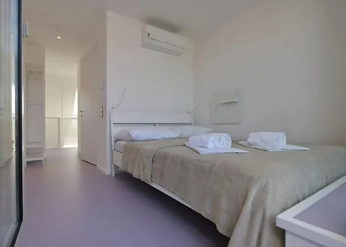 Julius 26 - Duplex Apartment, Modern Charm In * Bécs