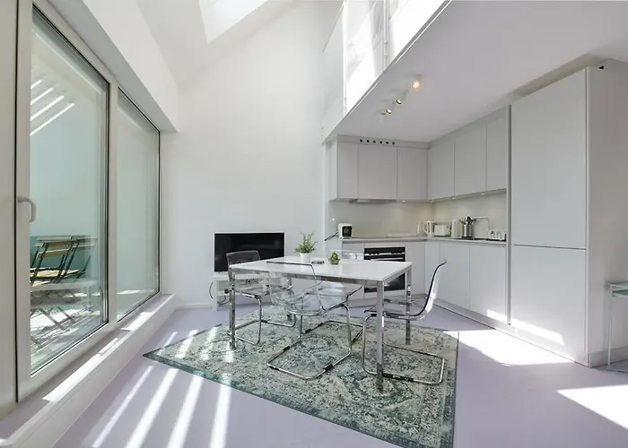 Apartman Julius 26 - Duplex Apartment, Modern Charm In